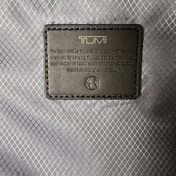 TUMI Merge Black 14-Inch Compact Briefcase Spinner Suitcase - Picture 7 of 12